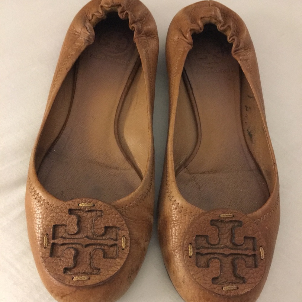 Authentic Tory Burch Tan Reva Flats